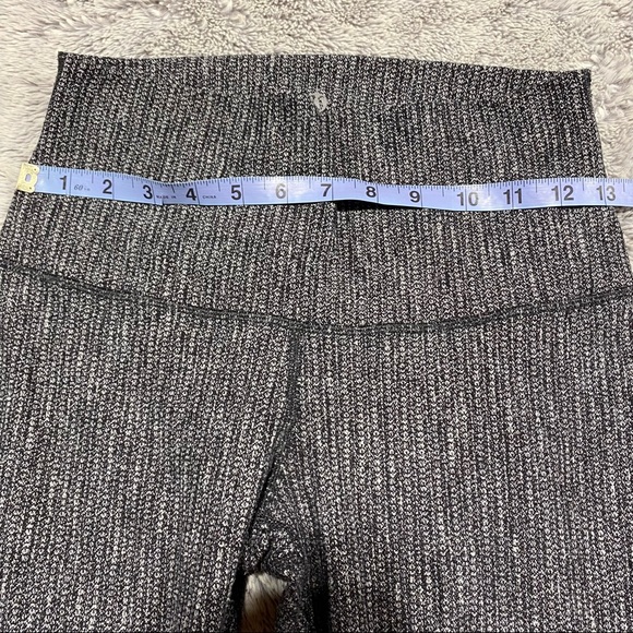 Lululemon Wunder Under High Rise- Textured - Picture 2 of 7